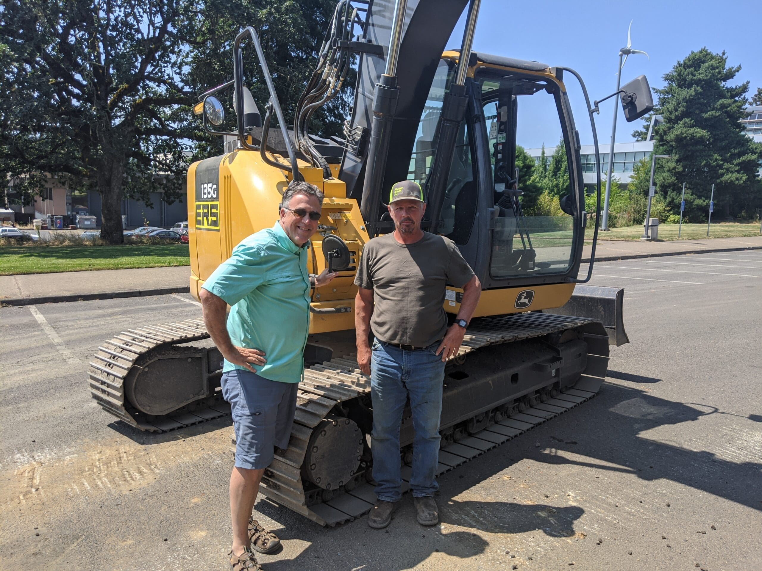COAST PAVEMENT SERVICES ACQUIRES PACIFIC EARTH